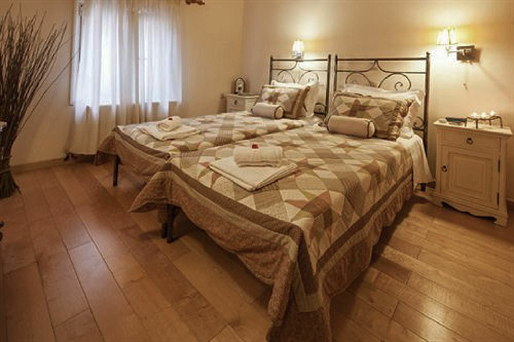 Apartment Kaloudis & *